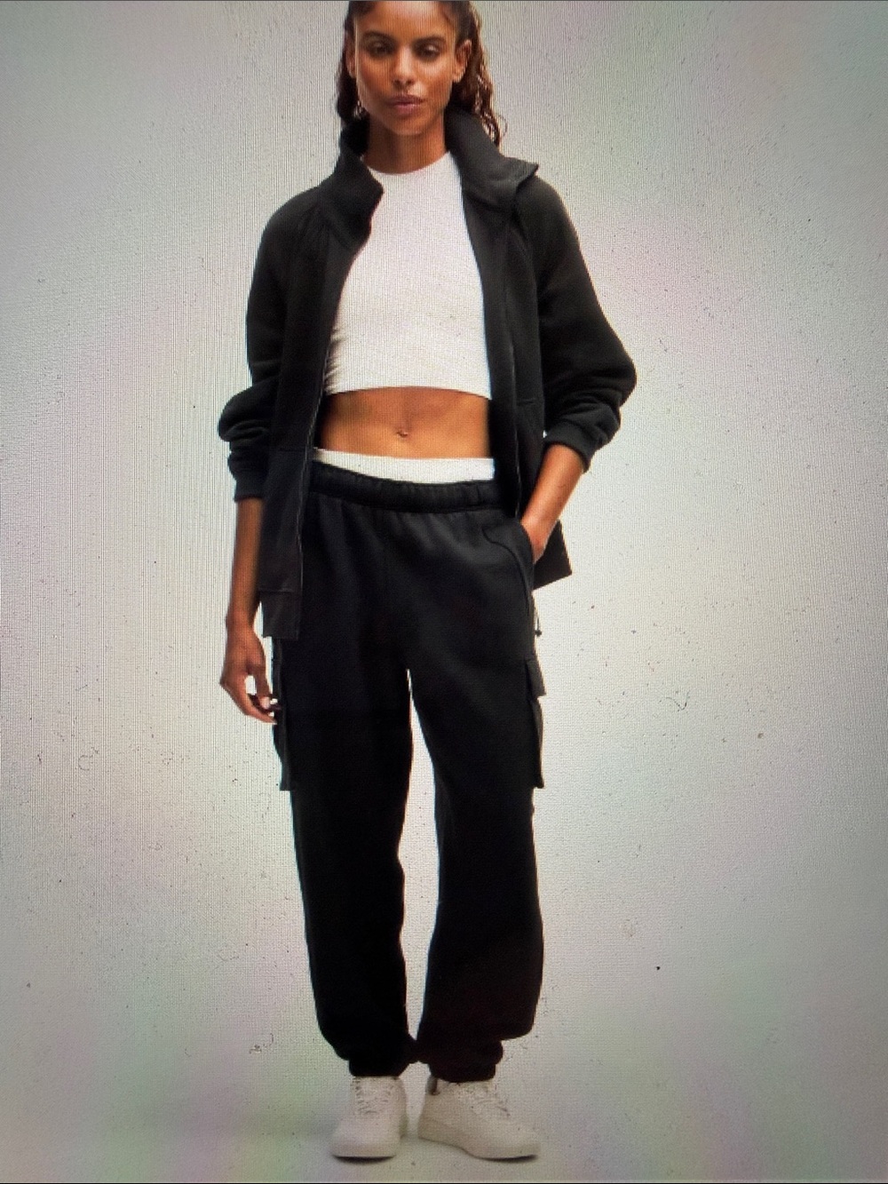 Lululemon sz XXXS Scuba Mid-Rise Oversized Cargo Jogger black made in 2024